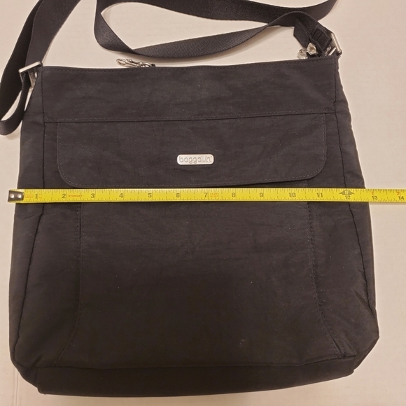 Baggallini Black Crossbody Bag - Picture 11 of 14